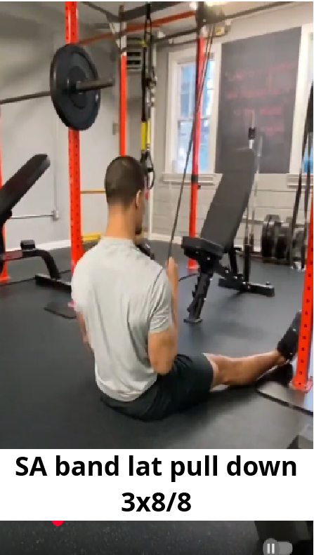SA band lat pull down